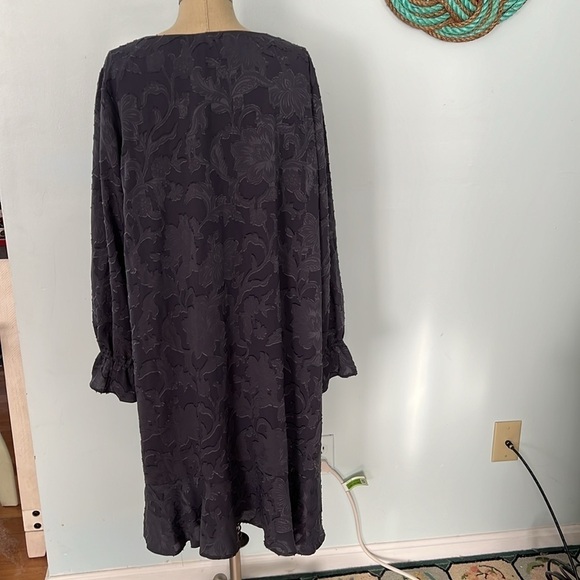 Loft Plus Ruffled Hem Sleeves Shift Dress Size 18 Plus NWT - Picture 4 of 8